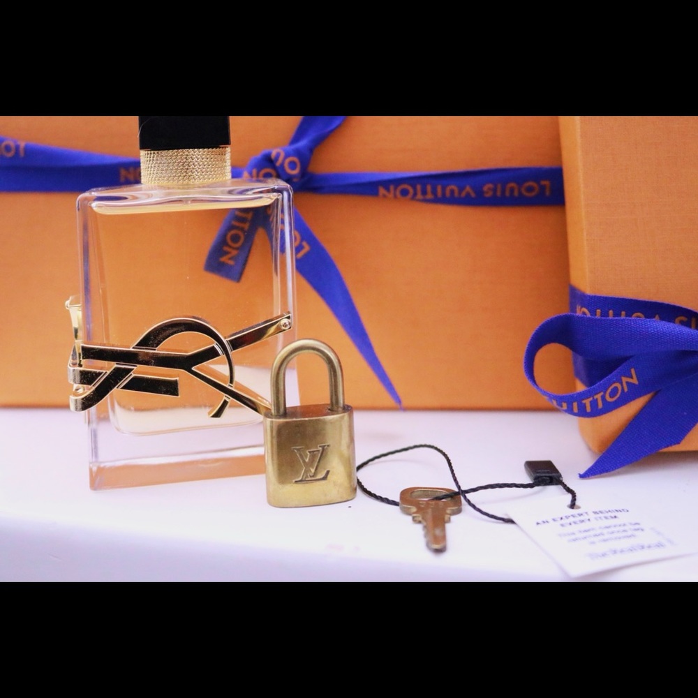 AUTHENTIC Louis Vuitton Vintage Lock & Key 🔐